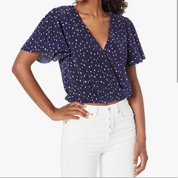 Astr Tops - Women’s ASTR pleated polka dot navy short sleeve blouse top size XL